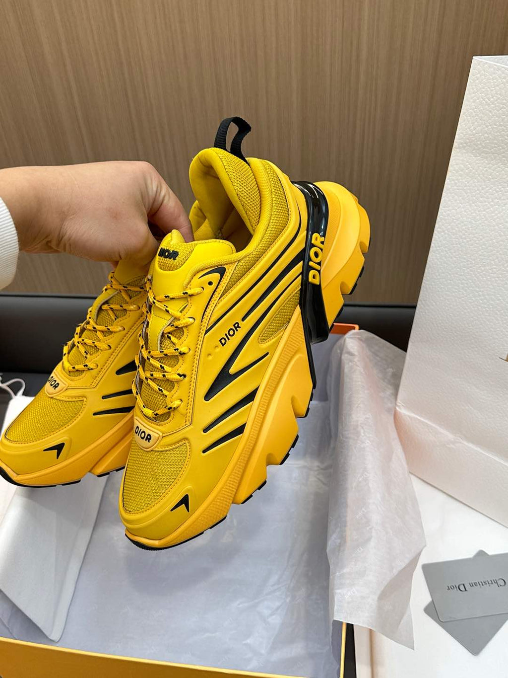 DIOR B44 BLADE SNEAKER CLASSIC YELLOW TECHNICAL MESH AND TECHNICAL FABRIC