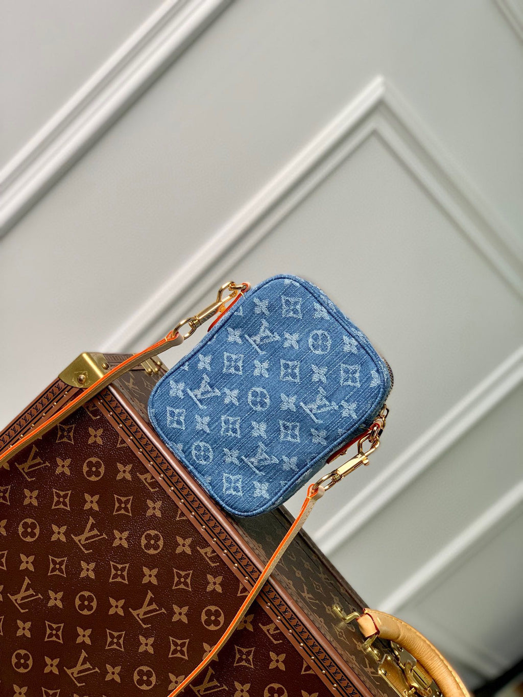 LOUIS VUITTON FAIRFAX POCHETTE 18 IN BLUE MONOGRAM DENIM GOLD HARDWARE