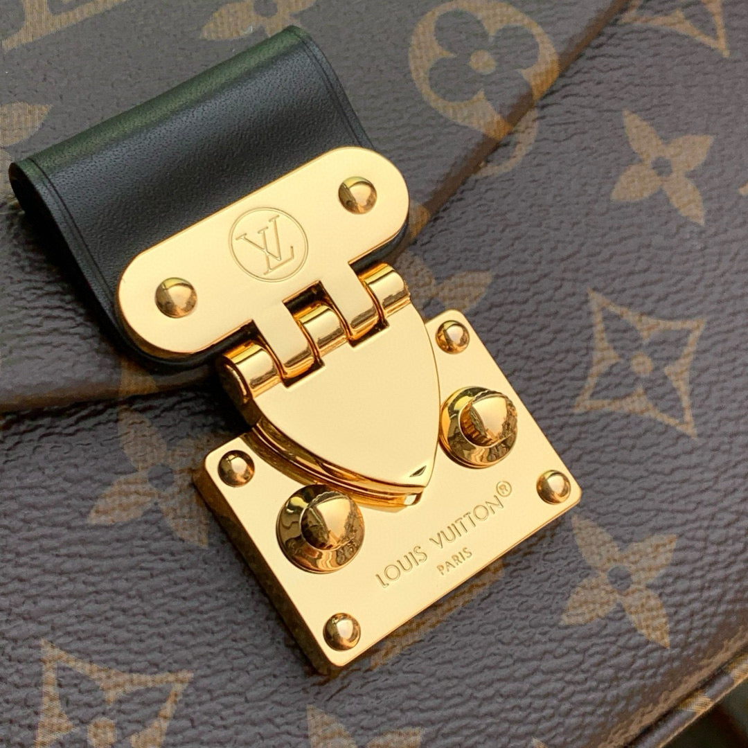 LOUIS VUITTON TRUNKIE 27 IN BROWN COATED CANVAS BLACK CALFSKIN SIGNATURE S-LOCK