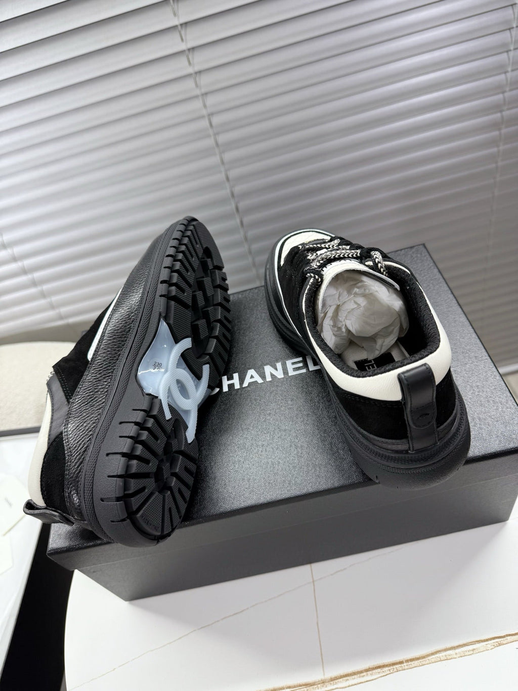 CHANEL 25S SNEAKERS 35MM IN BLACK AND WHITE CALFSKIN