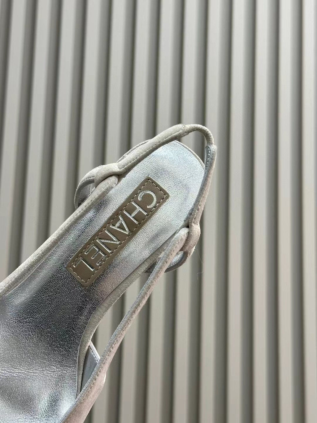 CHANEL SLINGBACKS IN GREY SUEDE AND SILVER LAMBSKIN