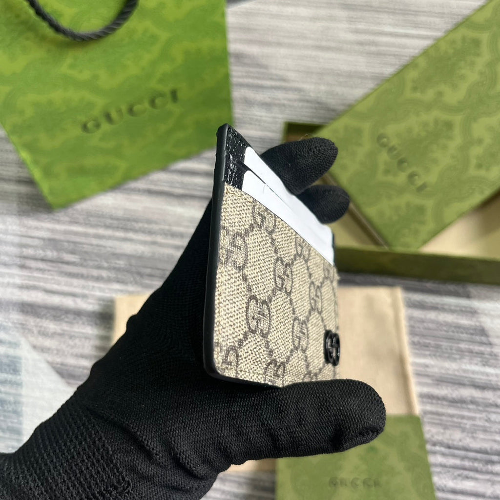 GUCCI CARD CASE 11 WITH  DETAIL IN BEIGE BROWN CALFSKIN