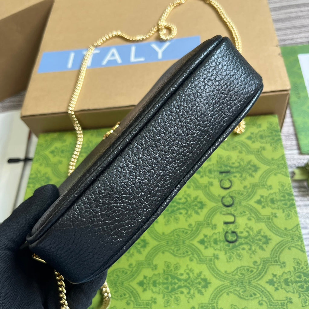 GUCCI MARMONT MINI 18 BAG IN BLACK CALFSKIN
