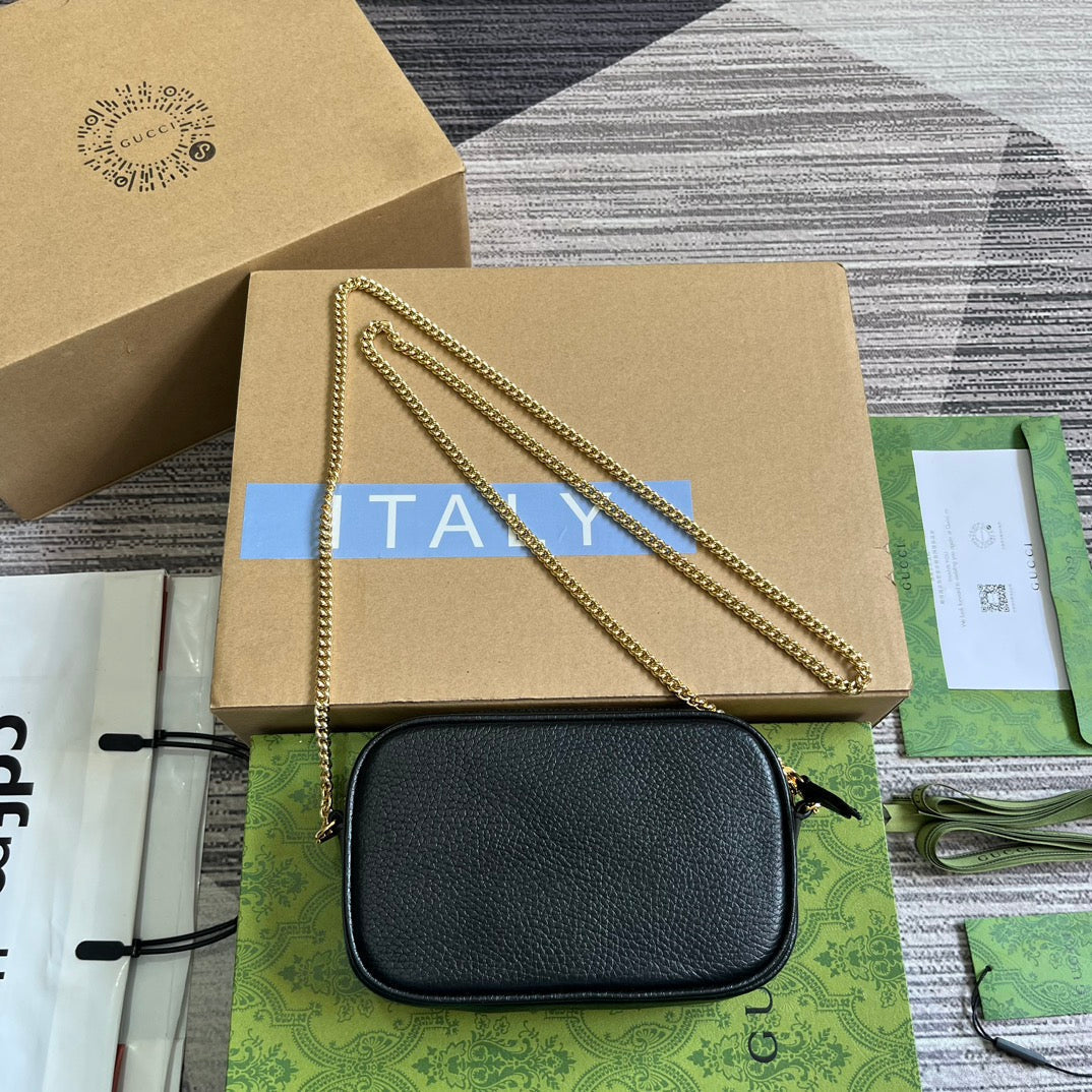 GUCCI MARMONT MINI 18 BAG IN BLACK CALFSKIN