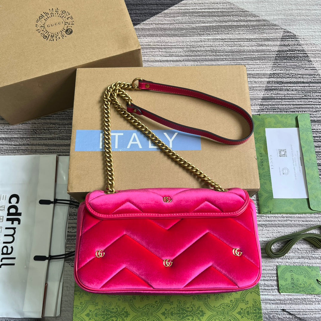 GUCCI MARMONT MEDIUM 26 BAG IN BRIGHT PINK VELVET
