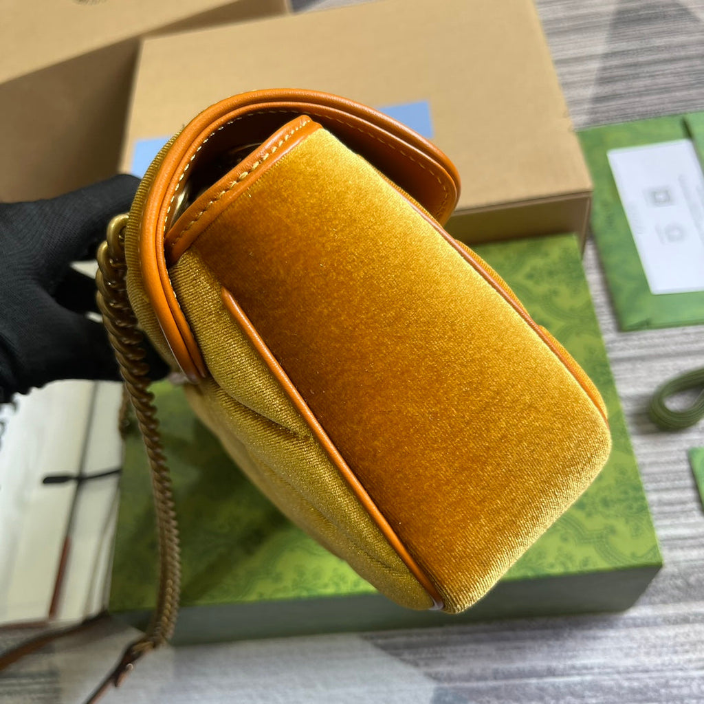 GUCCI MARMONT MEDIUM 26 BAG IN GOLDEN VELVET