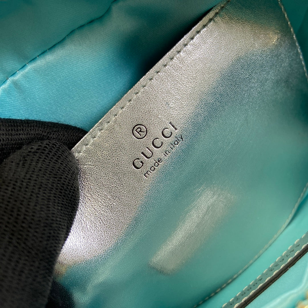 GUCCI MARMONT 24 SMALL MATELASSÉ SHOULDER BAG BLUE IRIDESCENT CALFSKIN