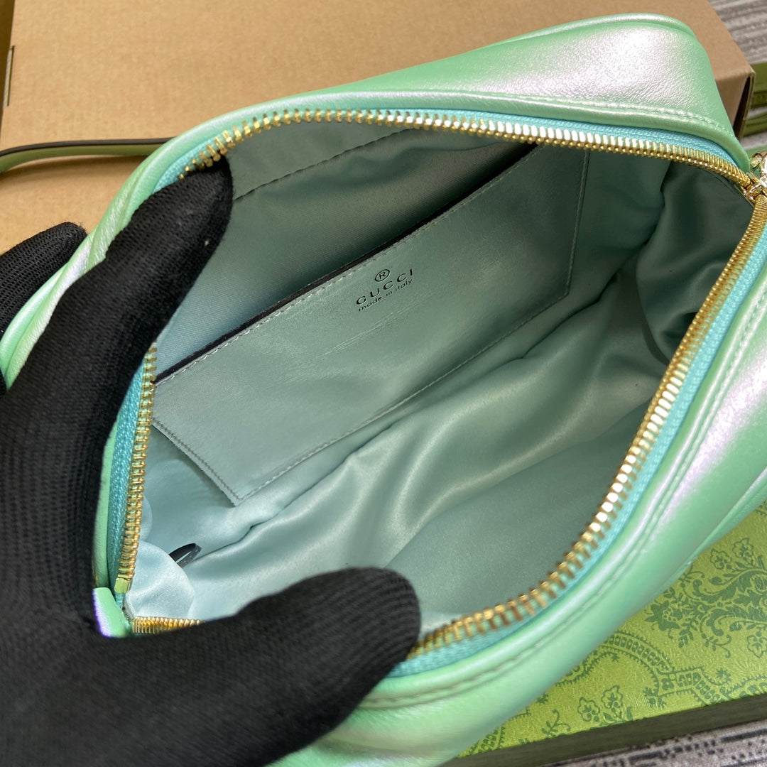 GUCCI MARMONT 24 SMALL MATELASSÉ SHOULDER BAG GREEN IRIDESCENT CALFSKIN