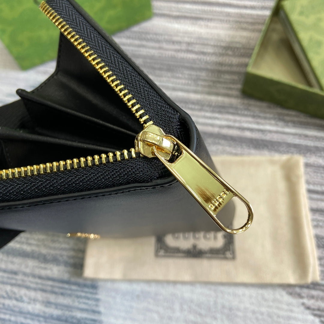 GUCCI ZIP AROUND WALLET 20 IN BLACK CALFSKIN GOLD HARDWARE