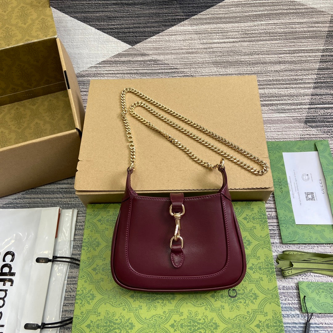 GUCCI JACKIE NOTTE MINI BAG 19 IN BURGUNDY RED CALFSKIN GOLD HARDWARE