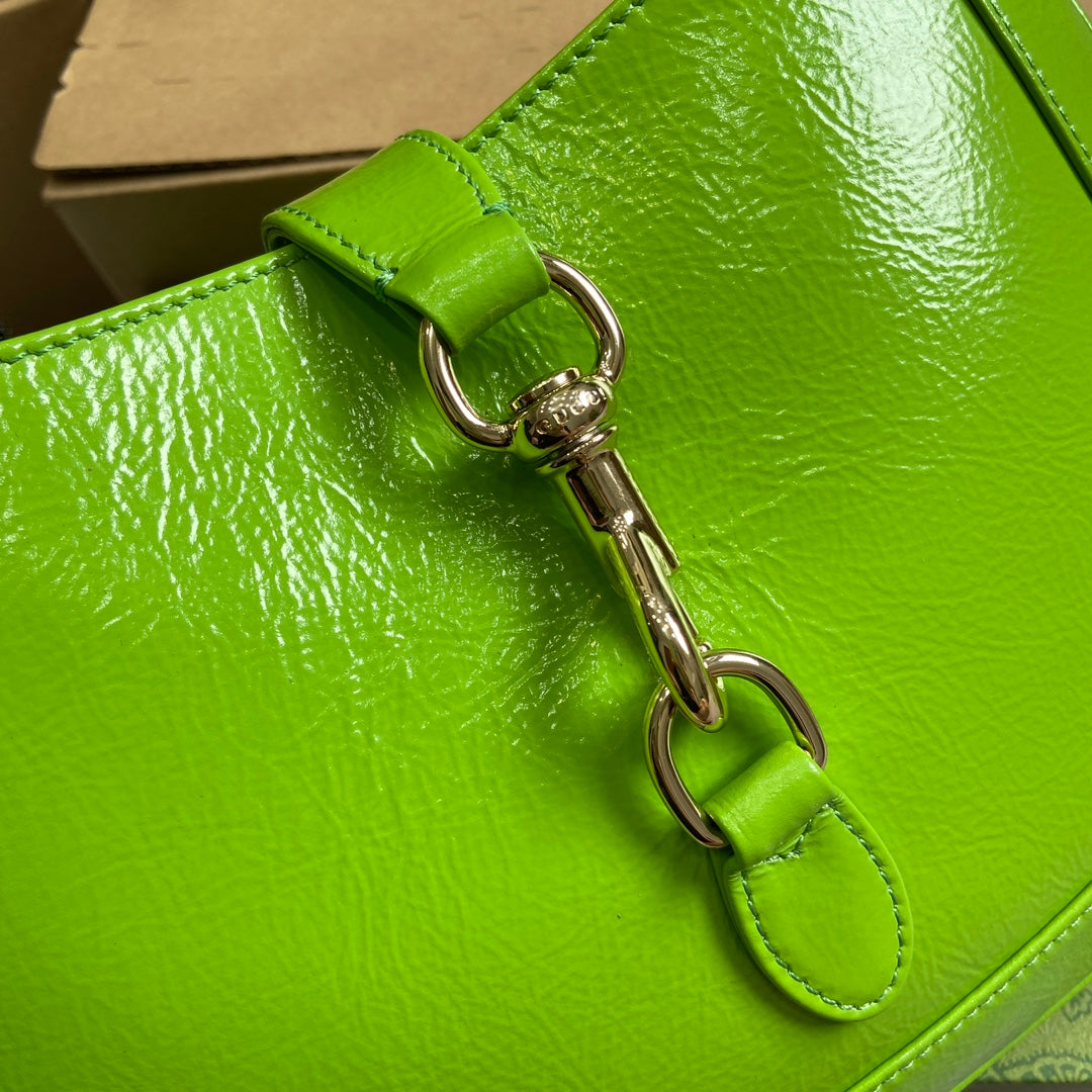 GUCCI JACKIE SMALL SHOULDER BAG 27 IN LIME GREEN CRACKED LACQUER CALFSKIN GOLD HARDWARE