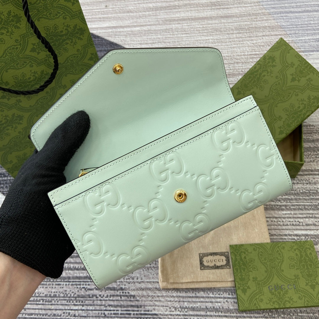 GUCCI CONTINENTAL WALLET 19 IN MINT GREEN EMBOSSED CALFSKIN GOLD HARDWARE