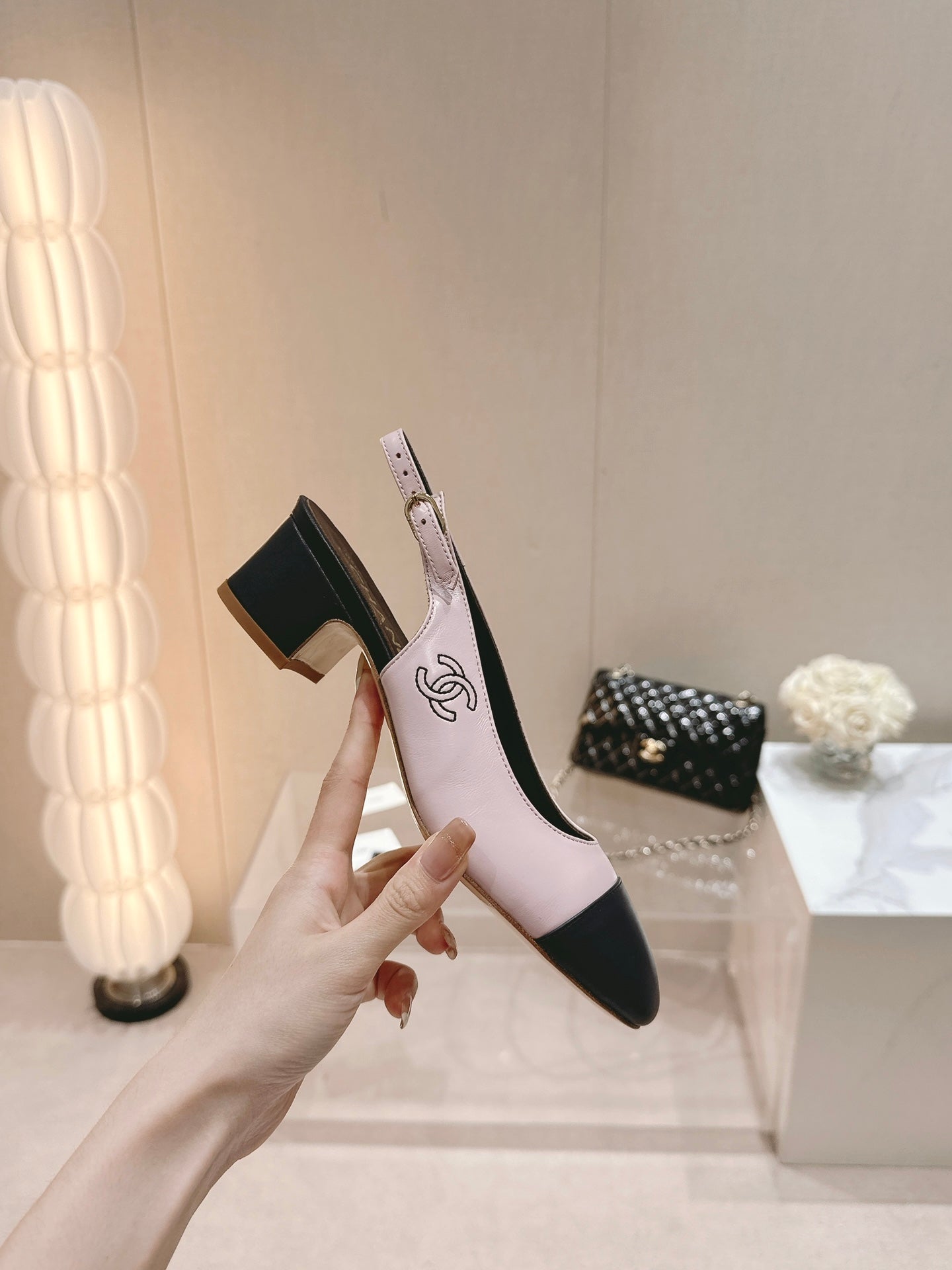 CHANEL SLINGBACKS LIGHT PINK MIX BLACK SHEEPSKIN