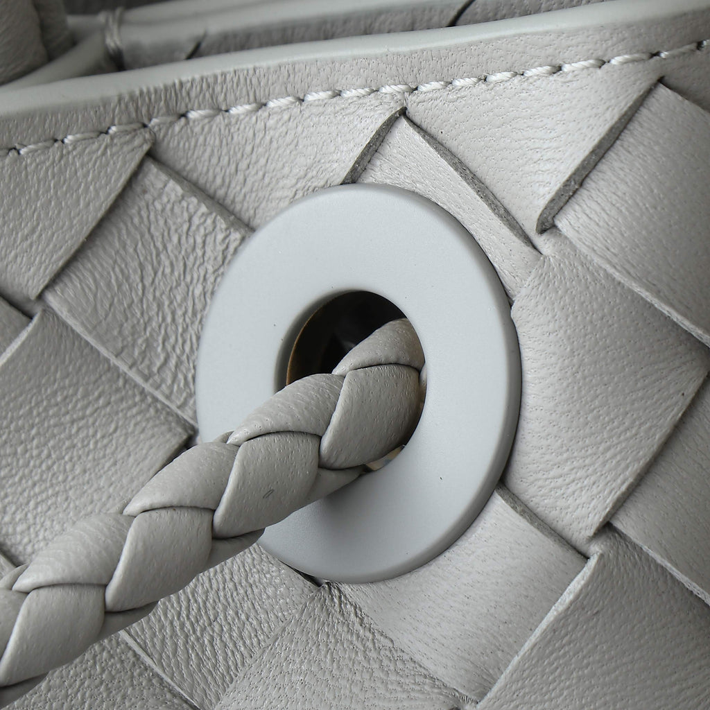 BOTTEGA VENETA SMALL ANDIAMO 25CM GREY LAMBSKIN