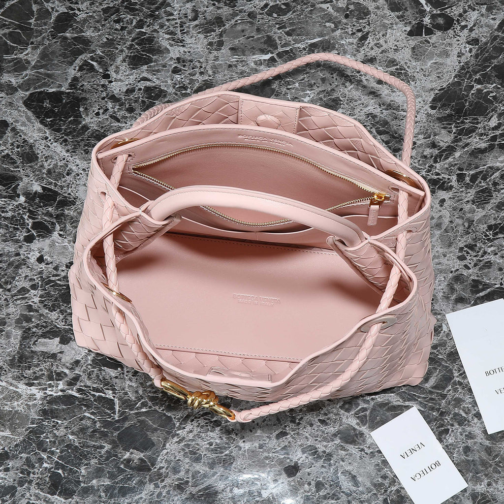 BOTTEGA VENETA MEDIUM ANDIAMO 32 IN LIGHT PINK LAMBSKIN