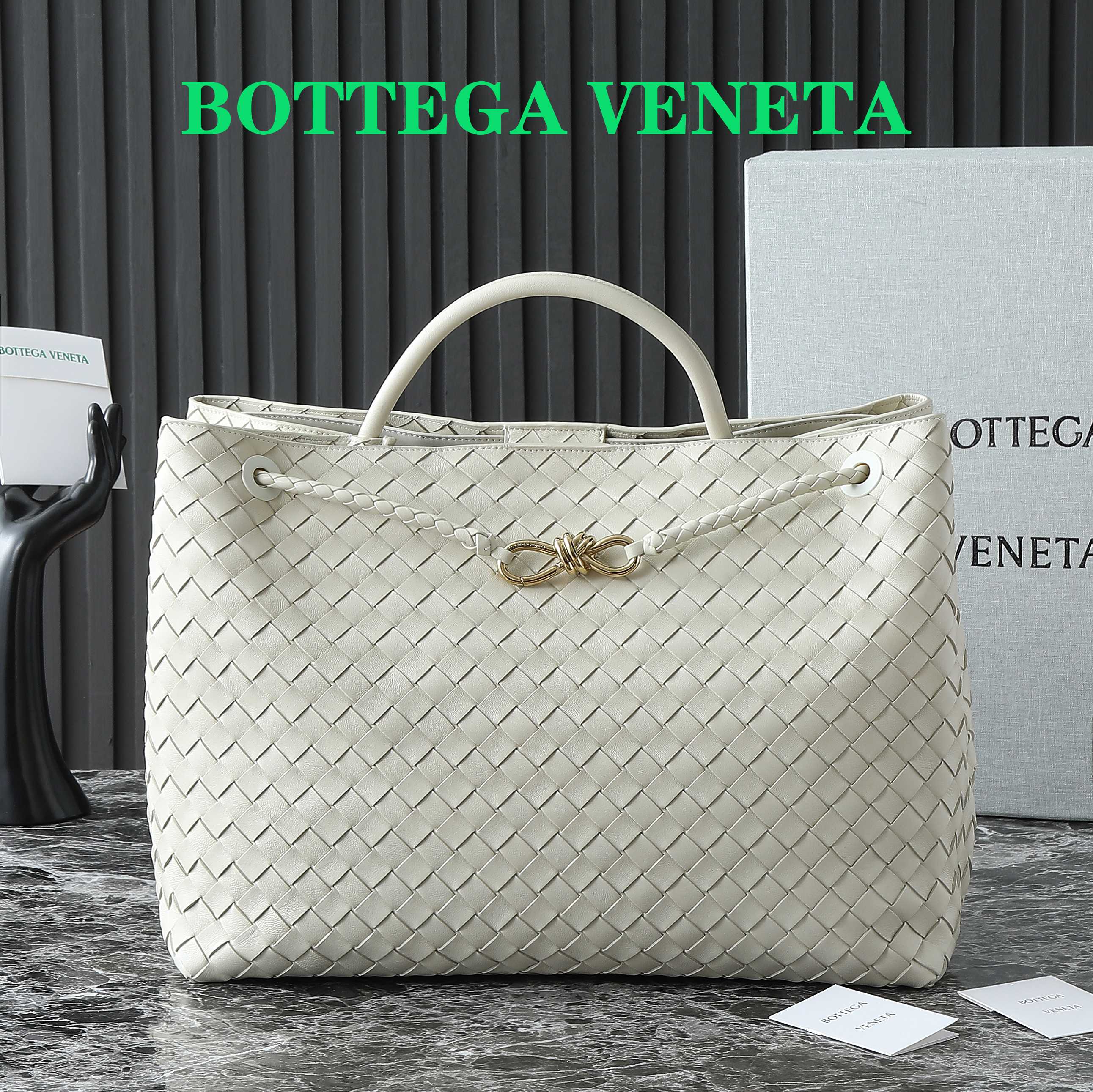 BOTTEGA VENETA 25S LARGE ANDIAMO 42 IN IVORY CALFSKIN GOLD HARDWARE