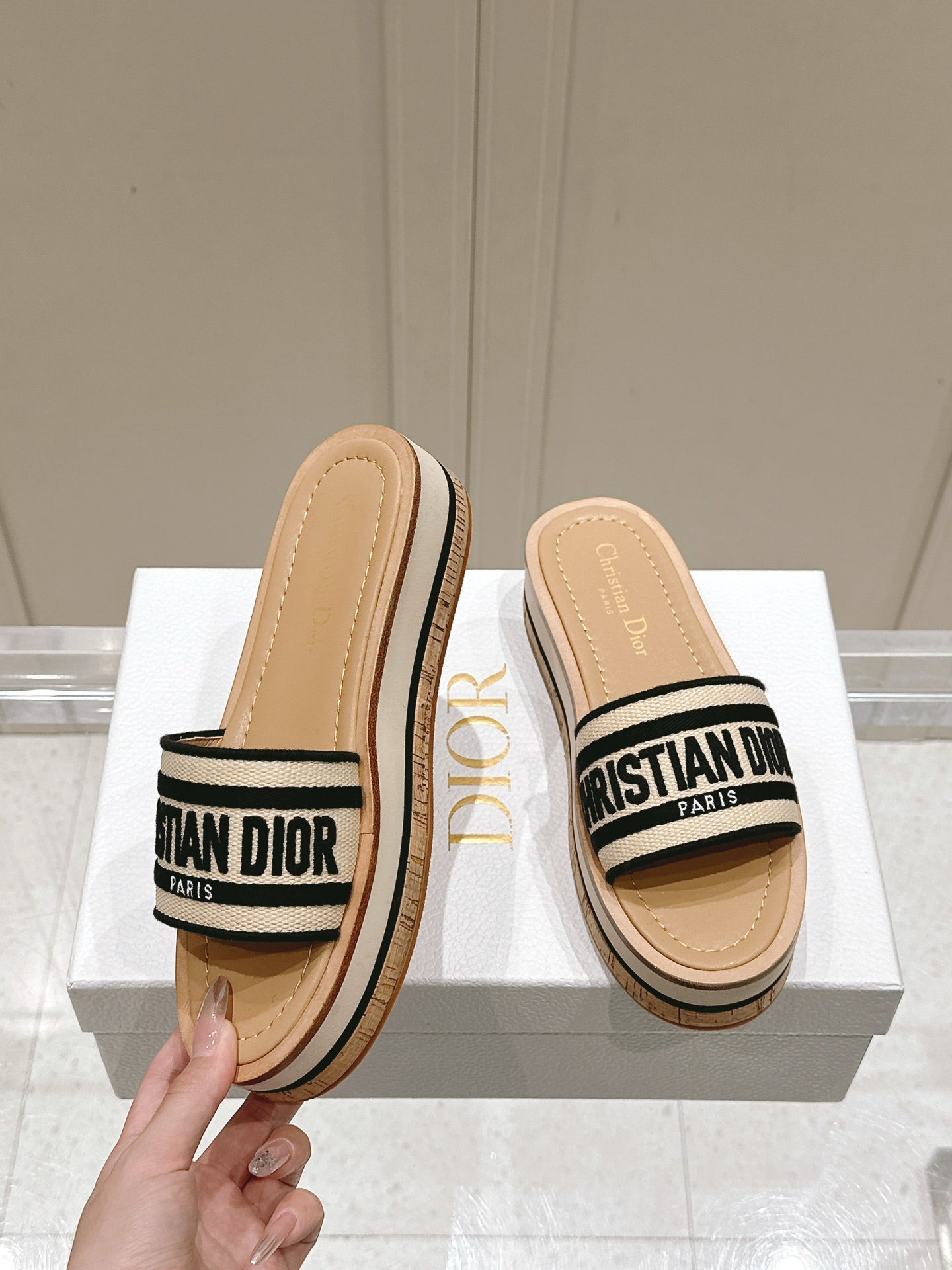 DIOR DWAY WEDGE SLIDES 45MM IN BEIGE AND BLACK FABRIC RAFFIA SOLE