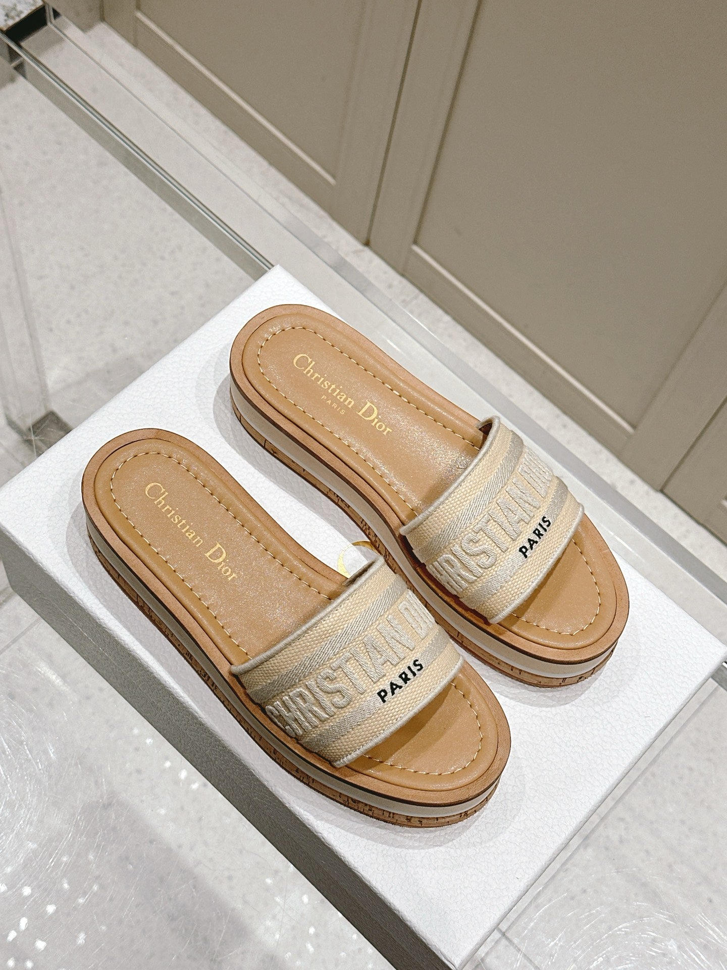 DIOR DWAY WEDGE SLIDES 45MM IN BEIGE FABRIC RAFFIA SOLE