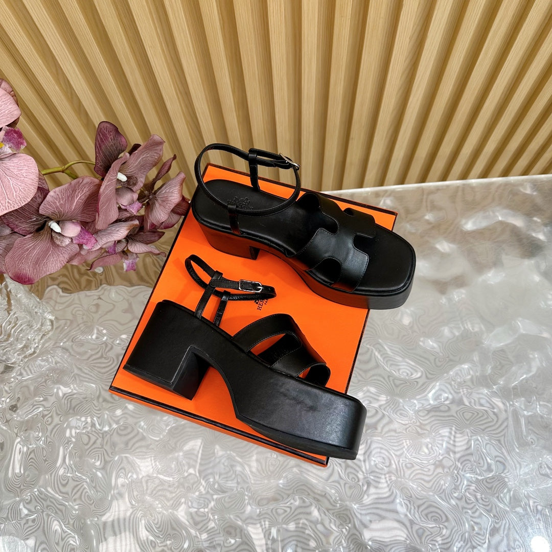 HERMES JAM 30 SANDAL IN BLACK CALFSKIN