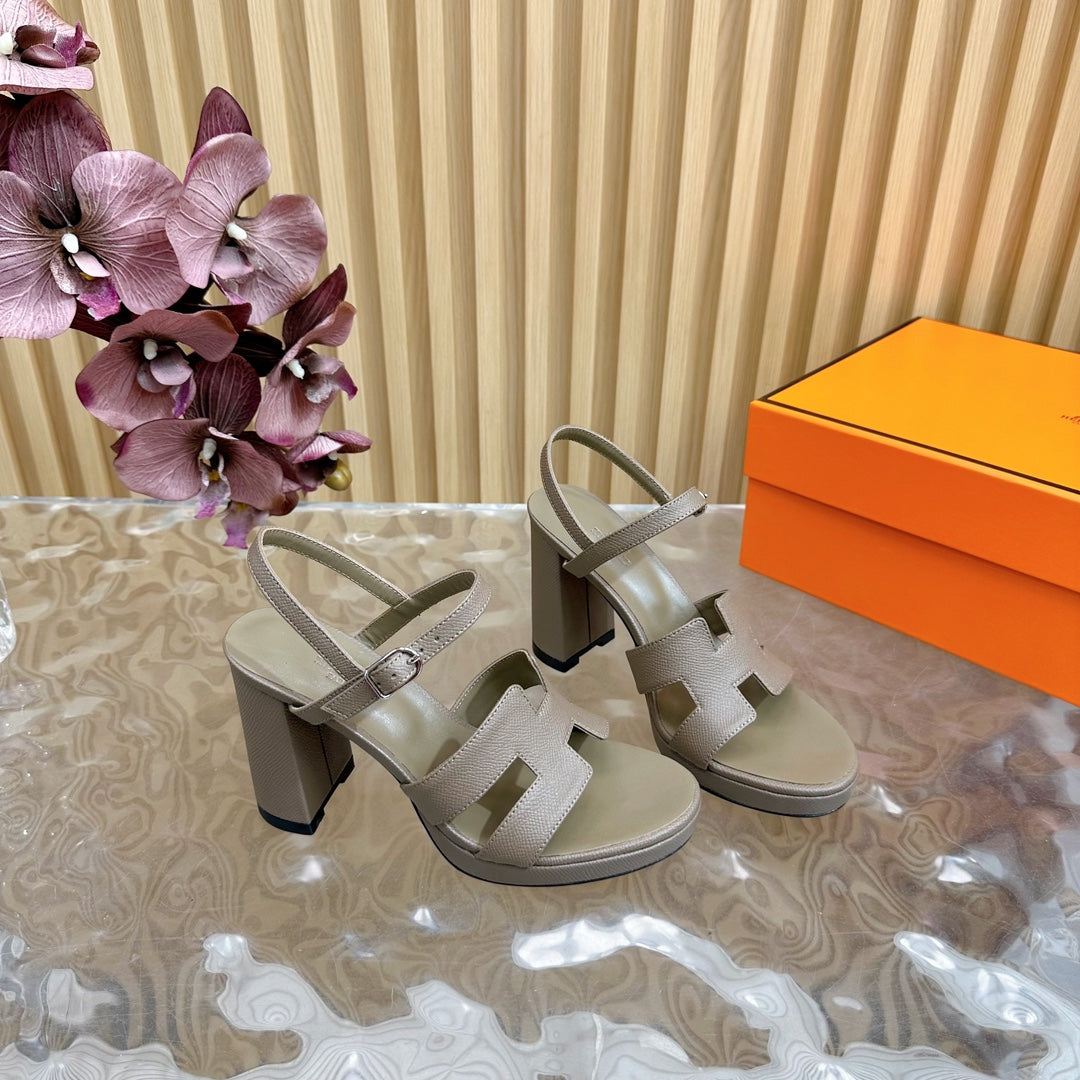 HERMES JAZZ 90 SANDAL IN WOOD BROWN CALFSKIN