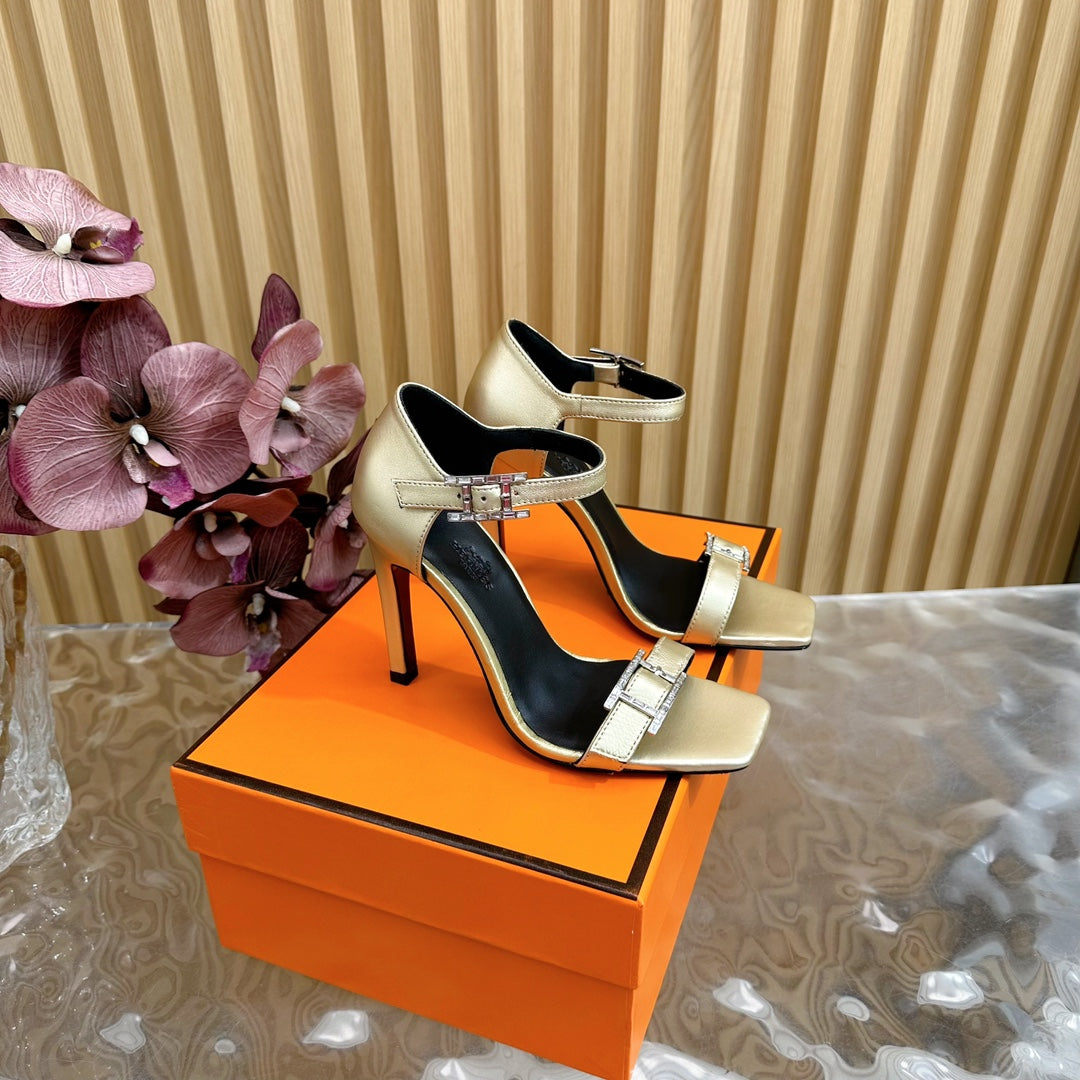 HERMES JULY SANDAL 105 MM IN LIGHT GOLD CALFSKIN