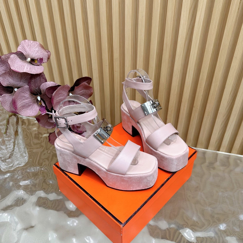 HERMES 25S CLASSIC WEDGE SANDALS 70 MM IN LIGHT PINK LAMBSKIN WITH SILVER HARDWARE