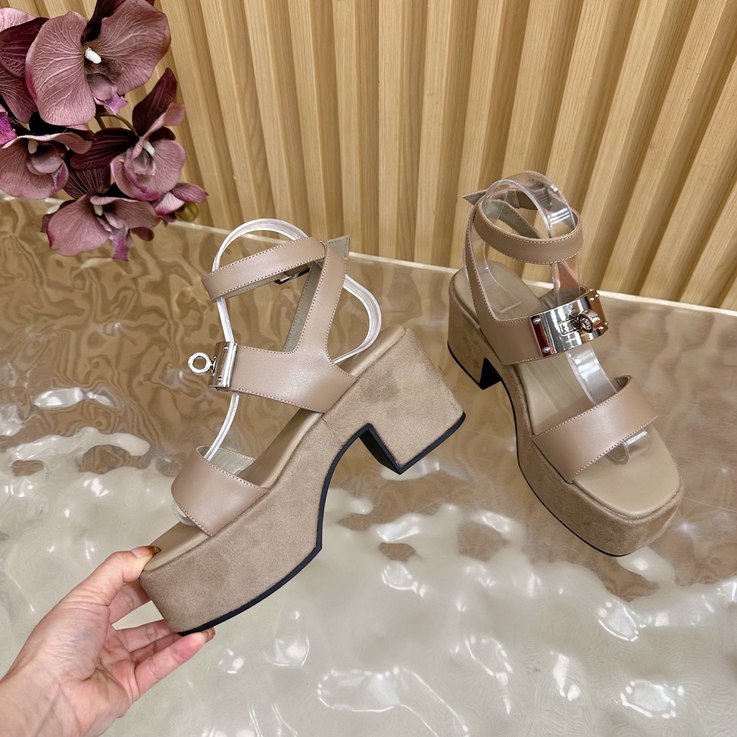 HERMES 25S CLASSIC WEDGE SANDALS 70 MM IN TAUPE BEIGE LAMBSKIN WITH SILVER HARDWARE