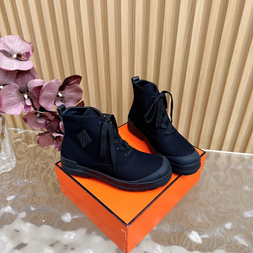 HERMES 25S KOOLER ANKLE BOOTS IN BLACK CANVAS