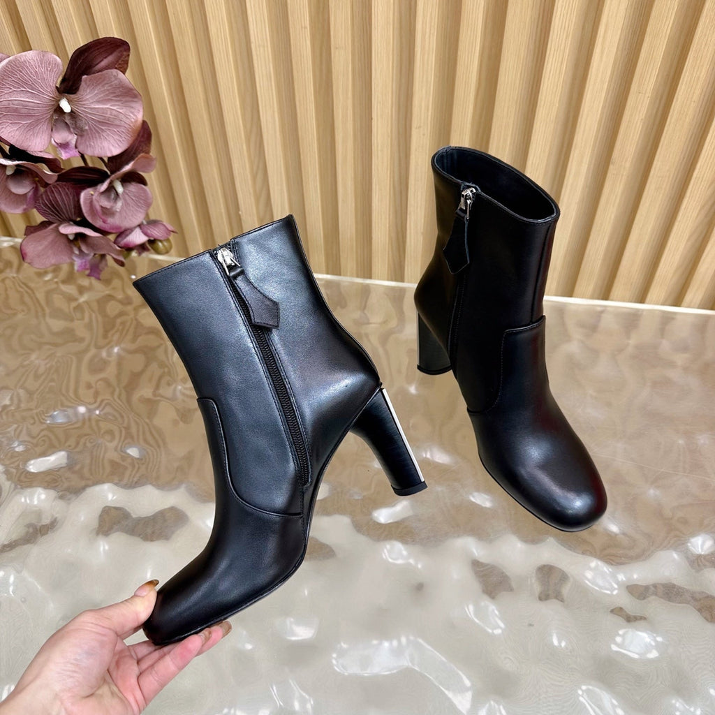 HERMES 25S ANKLE BOOTS 70 MM IN BLACK LAMBSKIN