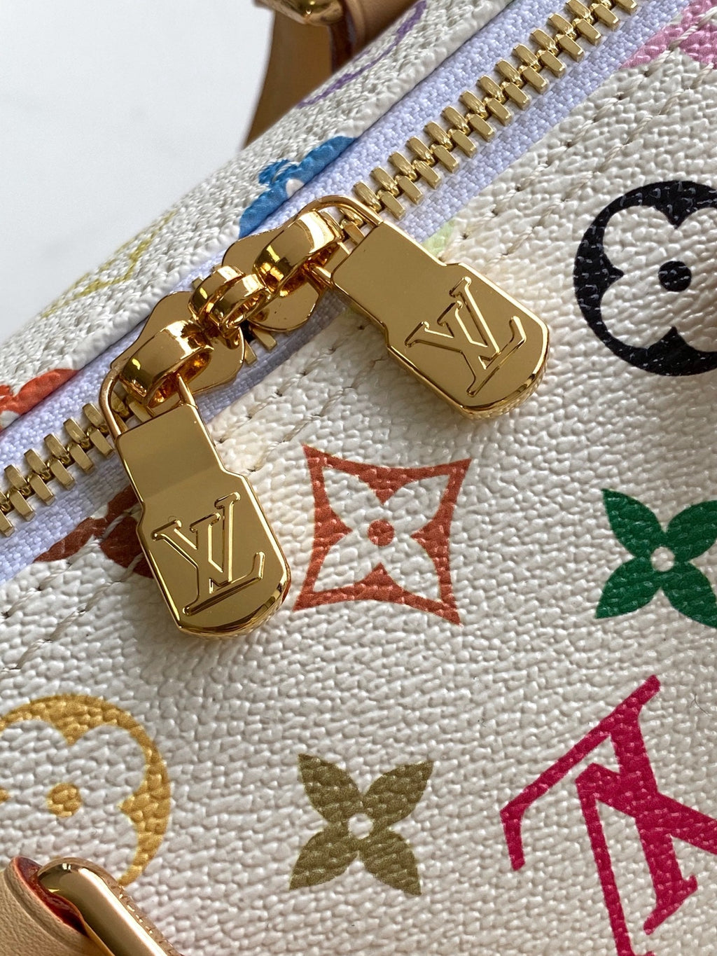 LOUIS VUITTON SPEEDY BANDOULIÈRE BAG 25 IN MULTICOLOR MONOGRAM CANVAS