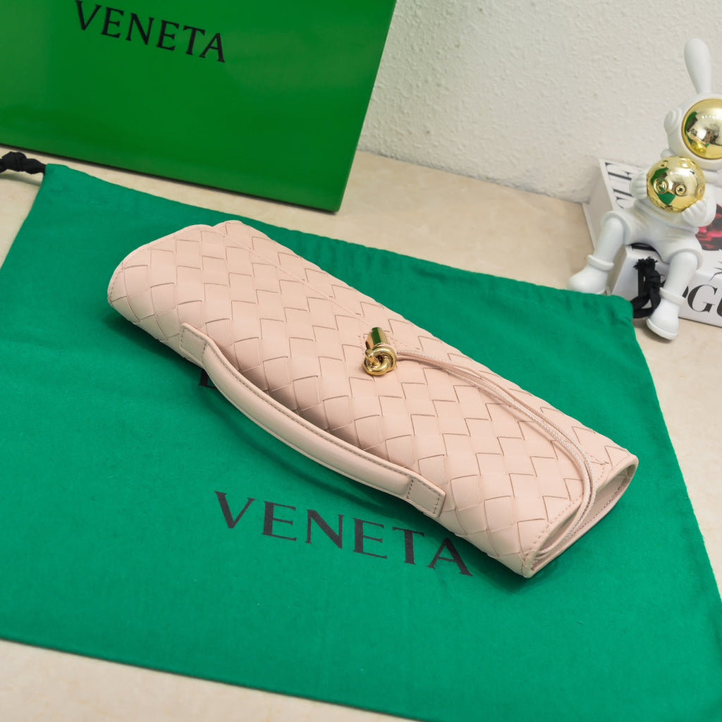 BOTTEGA VENETA Long Clutch Andiamo 31 Pink Leather Ghw