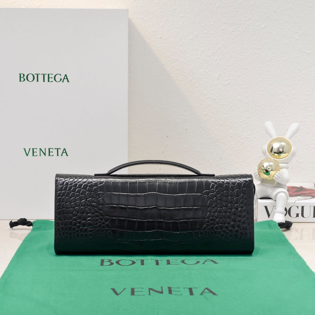 BOTTEGA VENETA Long Clutch Andiamo 31 Black Crocodile Calfskin Ghw