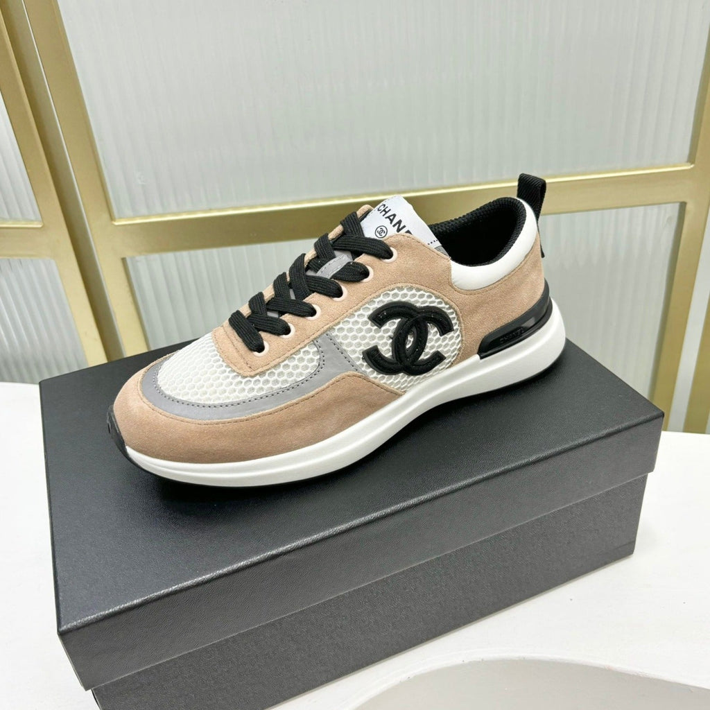 CHANEL SNEAKER IN TAN BROWN SUEDE AND GREY BREATHABLE MESH