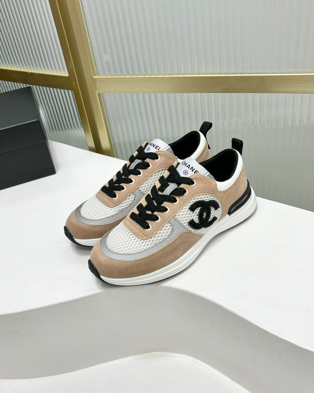 CHANEL SNEAKER IN TAN BROWN SUEDE AND GREY BREATHABLE MESH