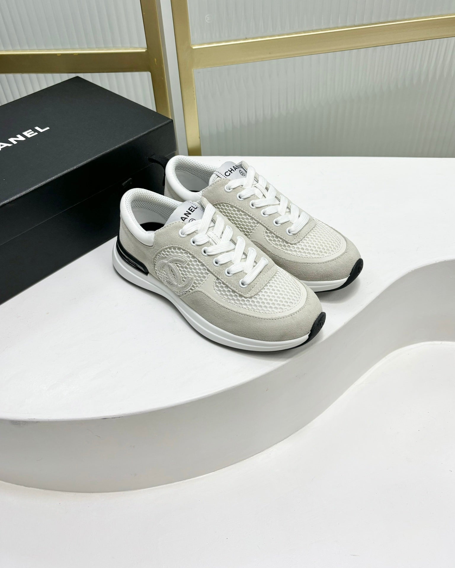 CHANEL SNEAKER IN GREY SUEDE AND WHITE BREATHABLE MESH
