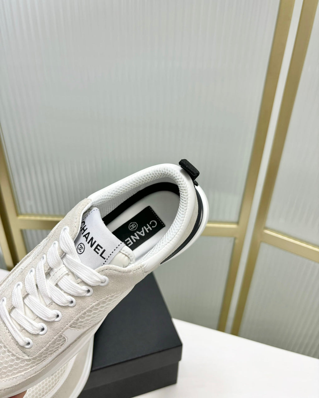CHANEL SNEAKER IN GREY SUEDE AND WHITE BREATHABLE MESH