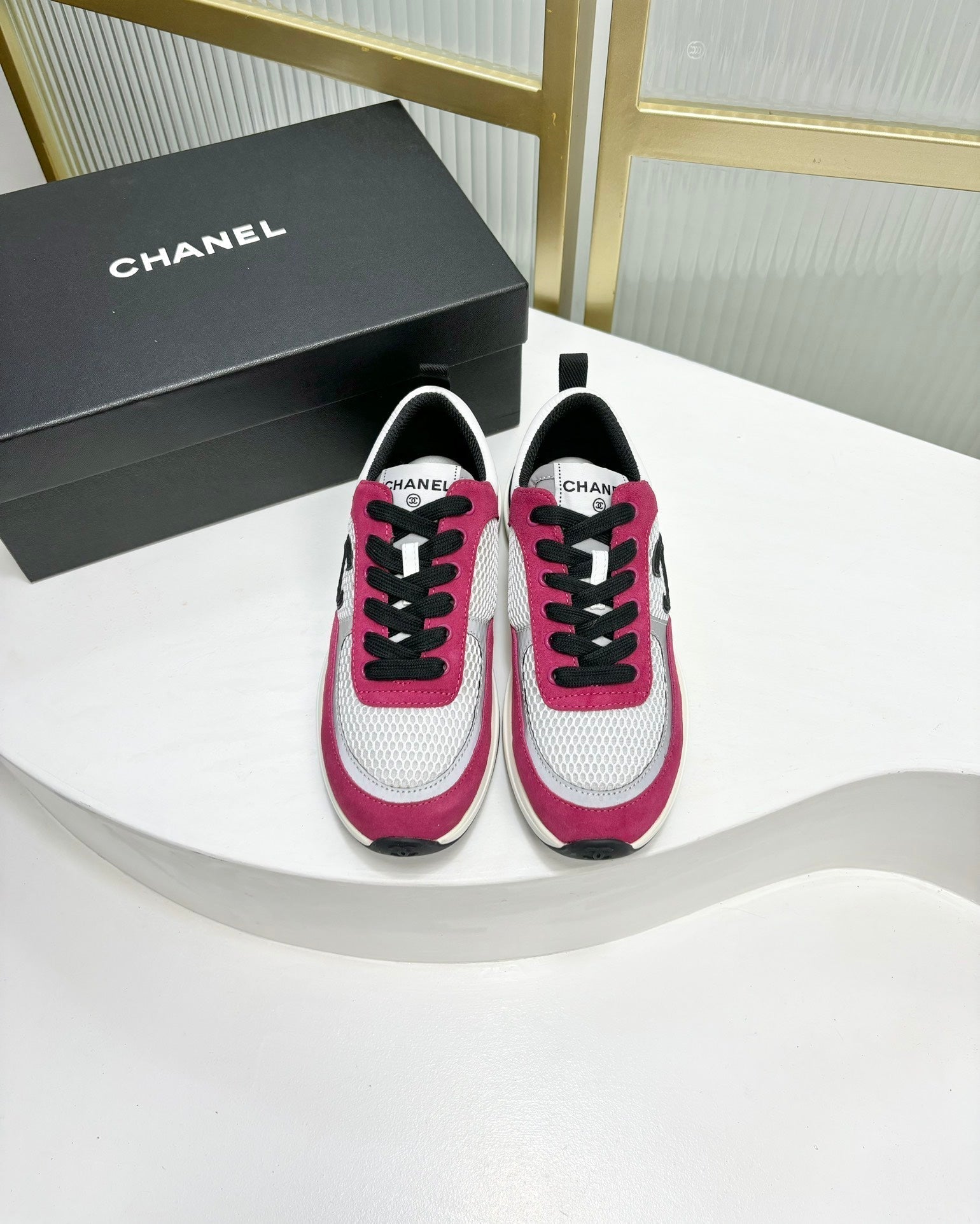 CHANEL SNEAKER IN BARBIE PINK SUEDE AND GREY BREATHABLE MESH
