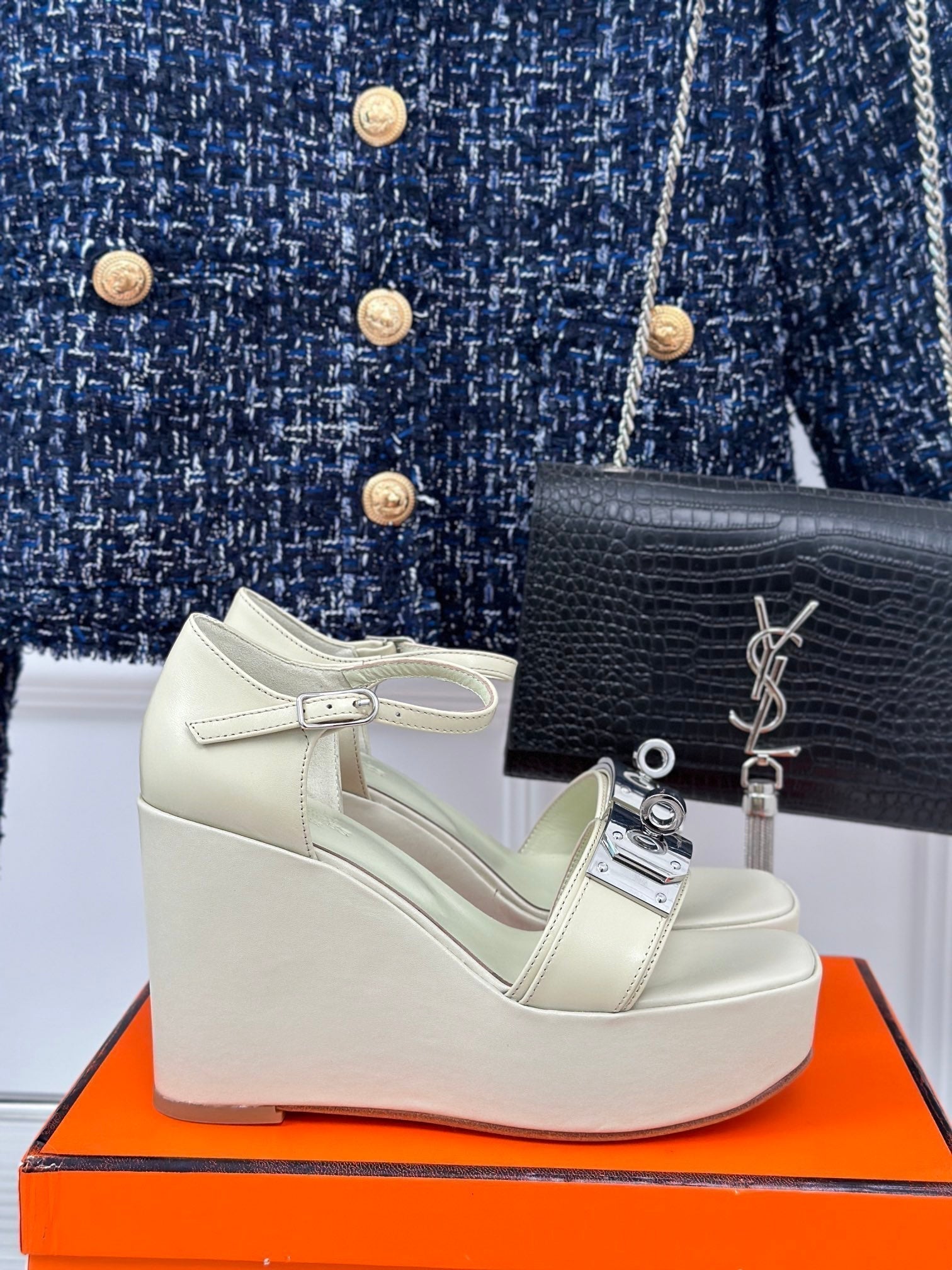 HERMES WEDGES SANDALS WHITE LAMBSKIN