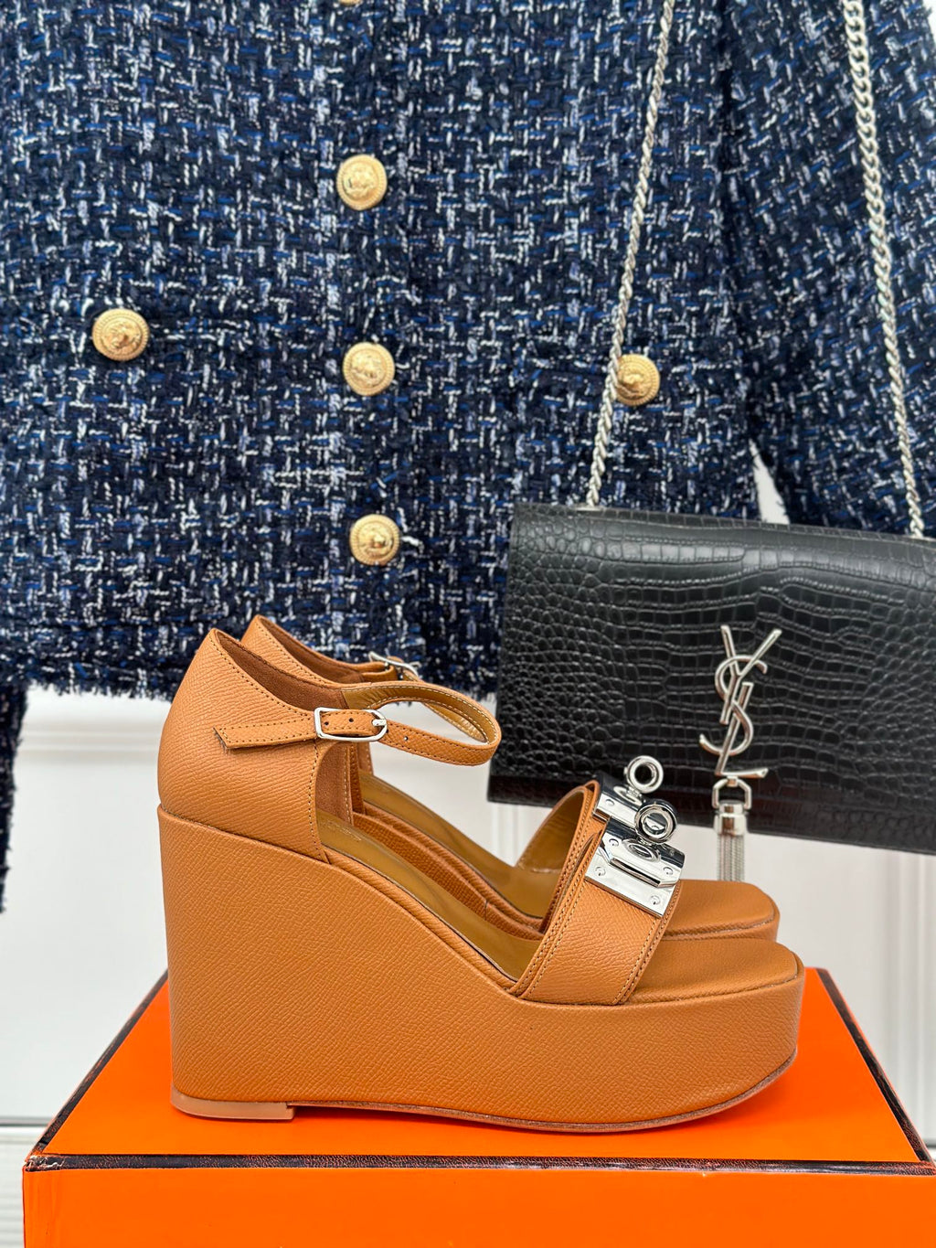 HERMES WEDGES SANDALS TAWNY LAMBSKIN