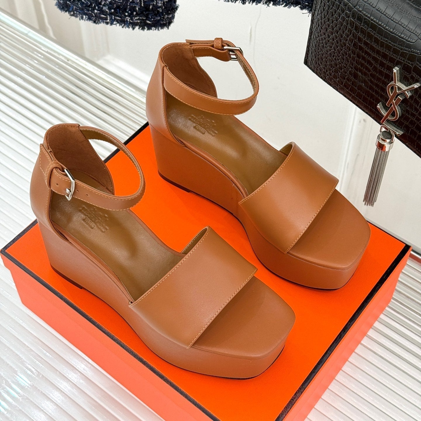 HERMES ILLUSION 35 SANDAL IN BRONZE BROWN CALFSKIN