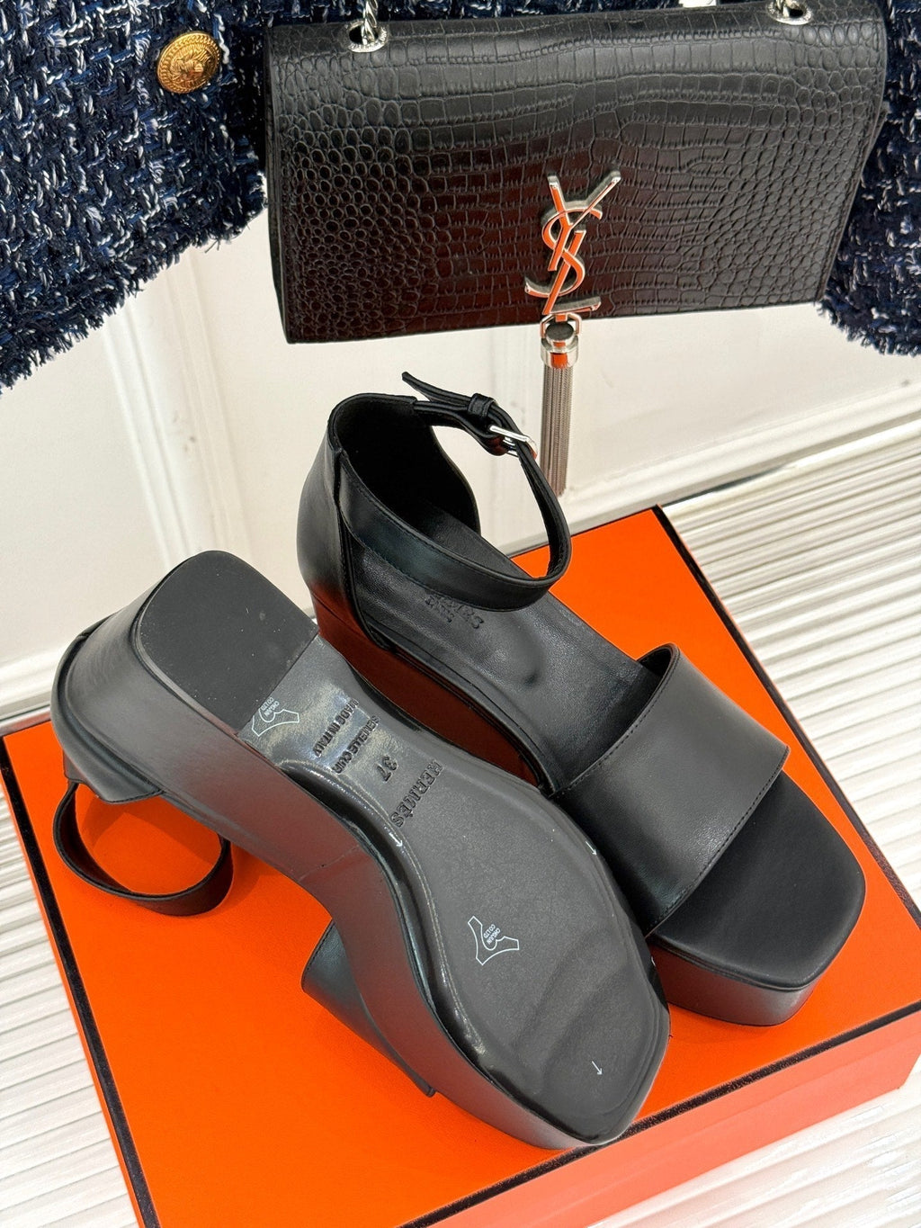 HERMES ILLUSION 35 SANDAL IN BLACK CALFSKIN