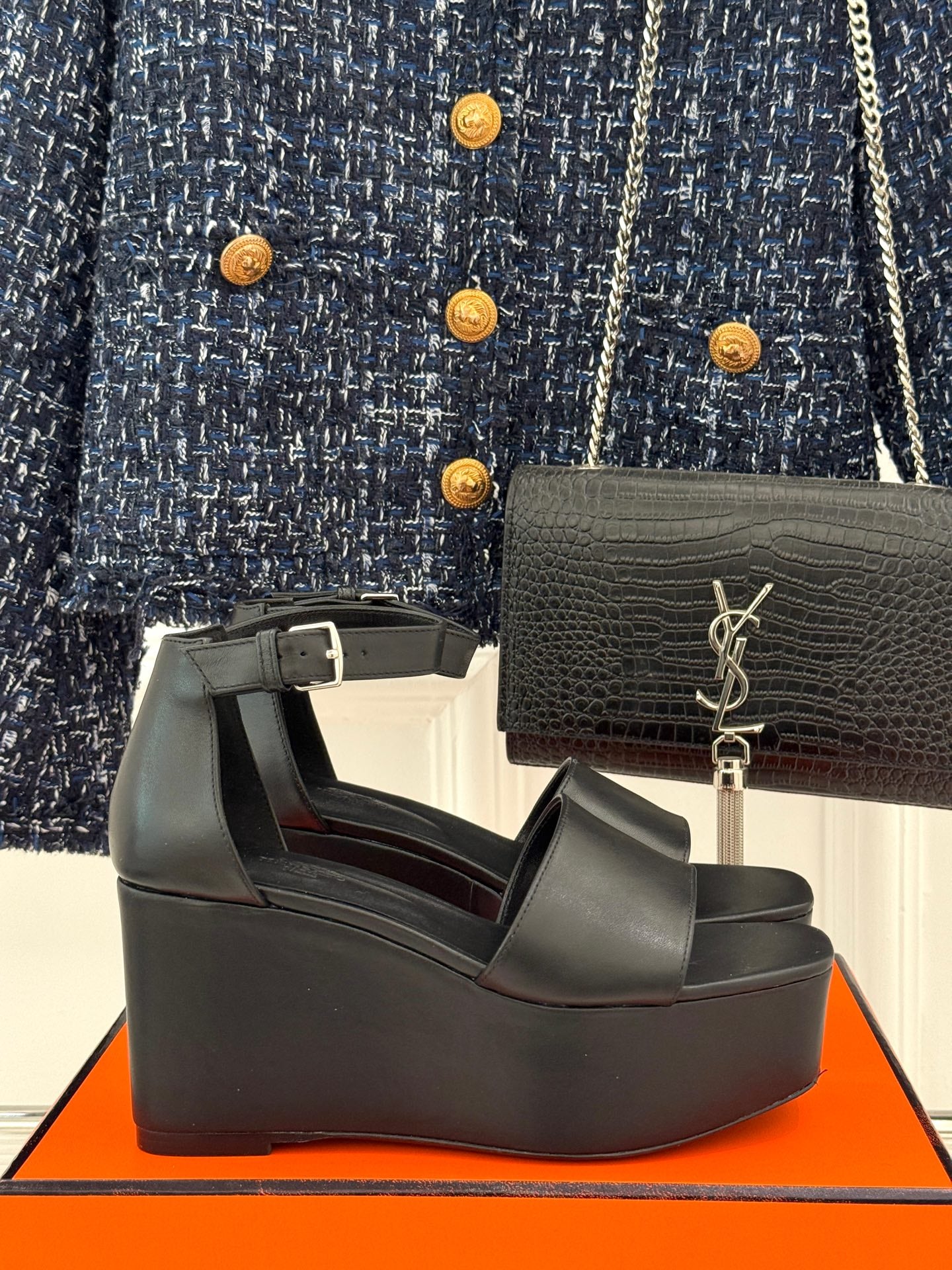 HERMES ILLUSION 35 SANDAL IN BLACK CALFSKIN