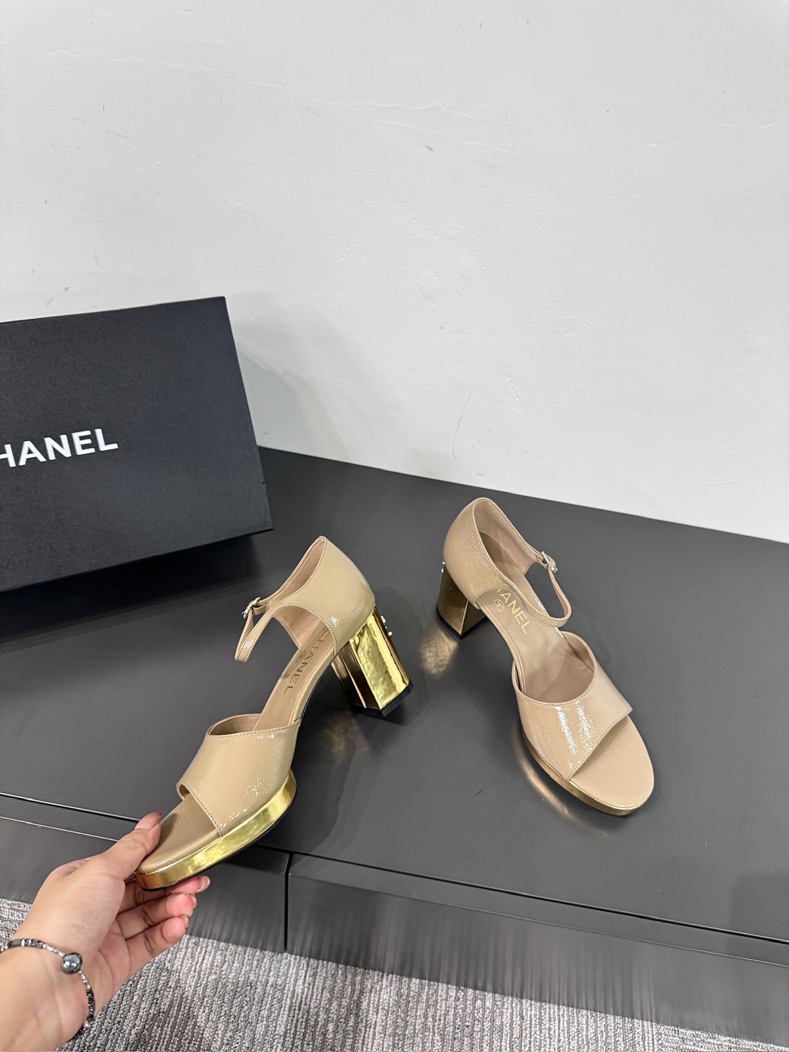 CHANEL BLOCK HEEL SANDALS BEIGE SHEEPSKIN