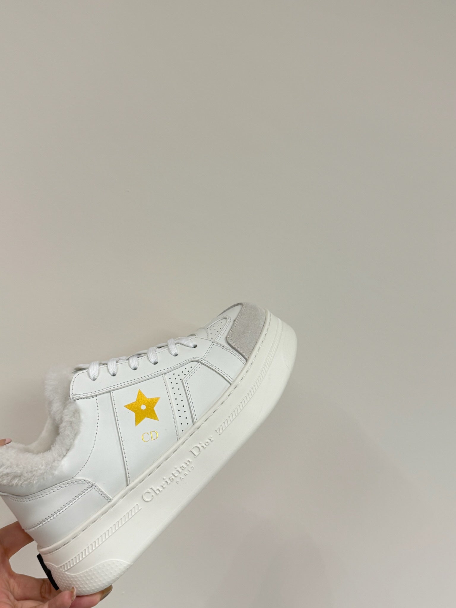DIOR YELLOW STAR SNEAKER WHITE CALFSKIN AND SUEDE CALFSKIN WITH SHEARLING LINING