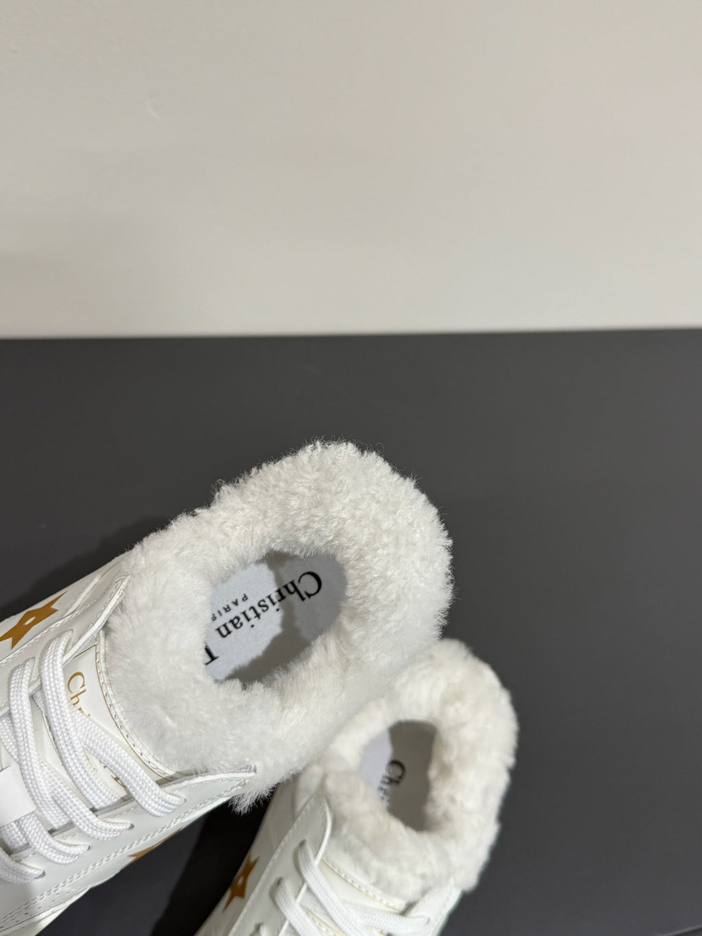 DIOR YELLOW STAR SNEAKER WHITE CALFSKIN AND SUEDE CALFSKIN WITH SHEARLING LINING