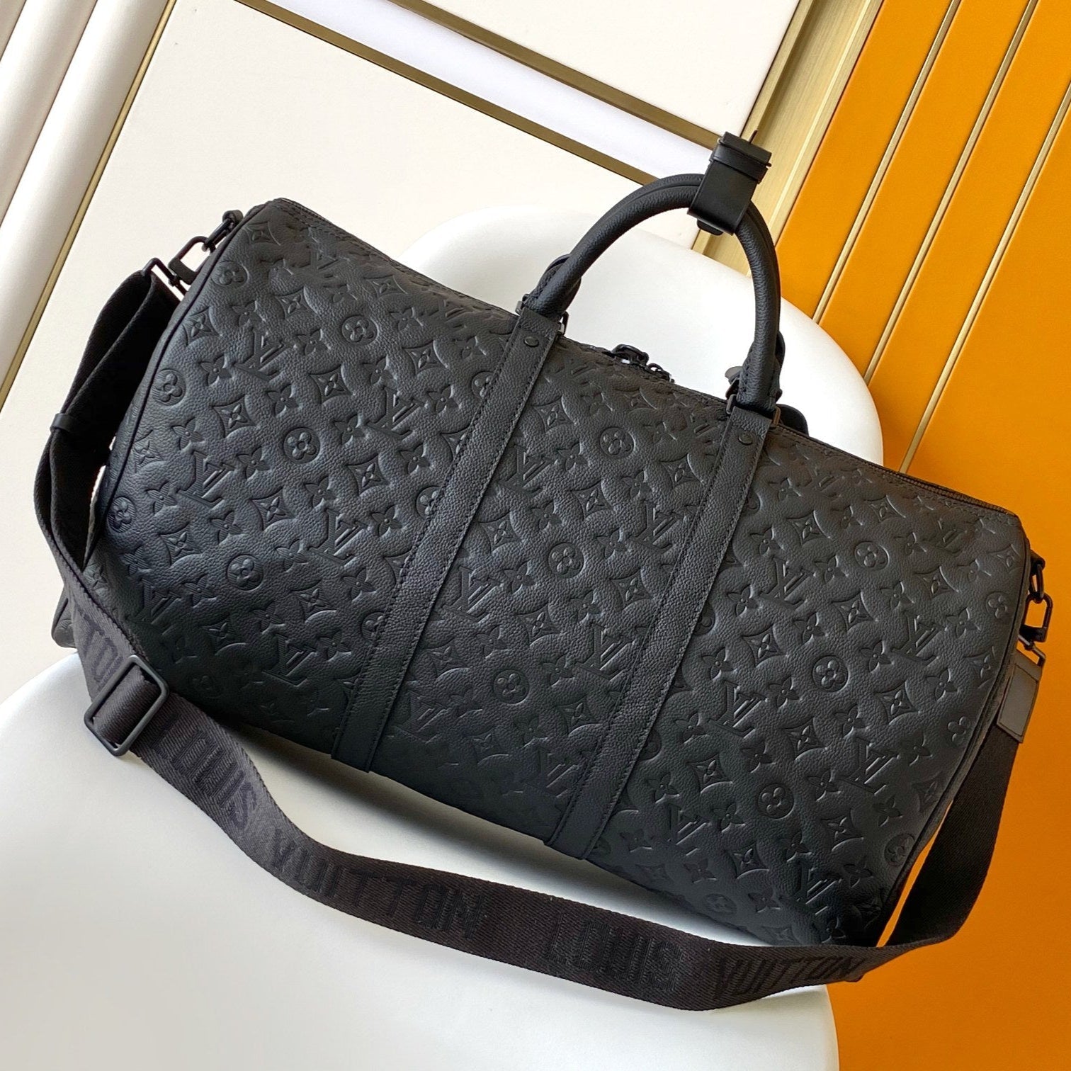 LOUIS VUITTON LV 25S KEEPALL BANDOULIÈRE BAG 50 IN BLACK EMBOSSED TAURILLON CALFSKIN MONOGRAM
