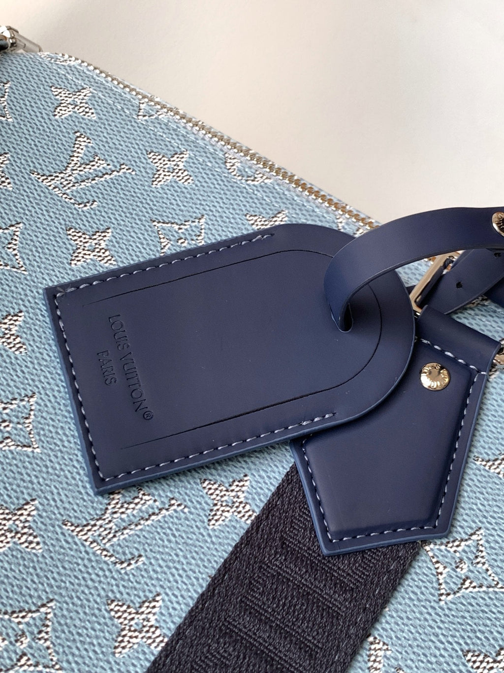 LOUIS VUITTON LV 25S KEEPALL BANDOULIÈRE BAG 50 IN BLUE MONOGRAM HERITAGE CALFSKIN
