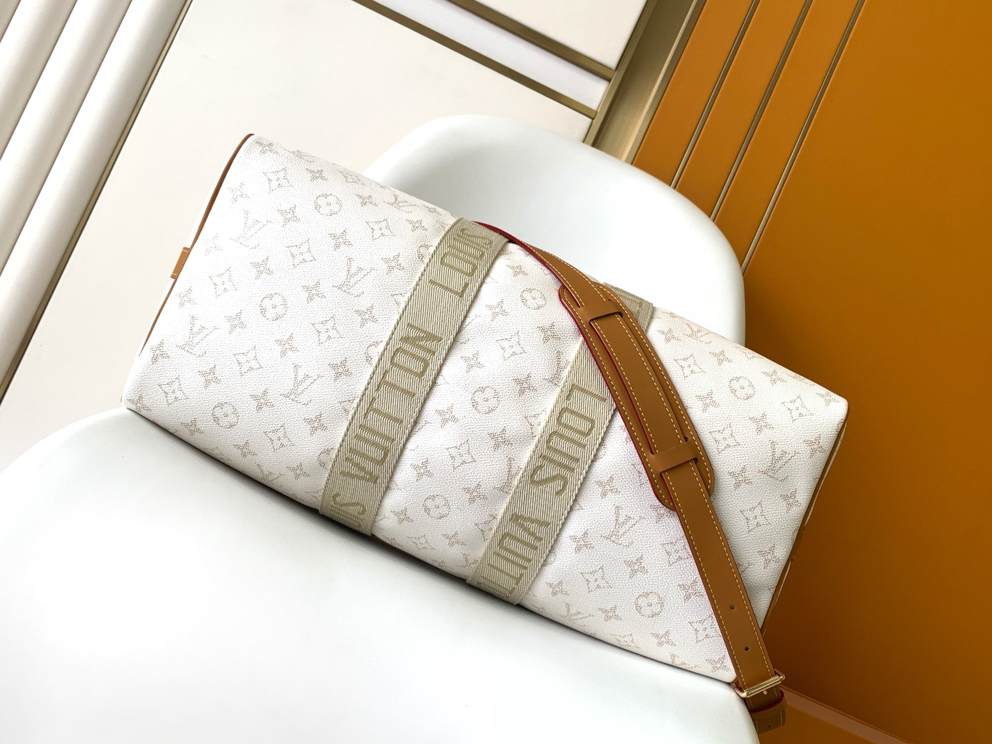 LOUIS VUITTON LV 25S KEEPALL BANDOULIÈRE BAG 45 IN WHITE MONOGRAM HERITAGE CALFSKIN