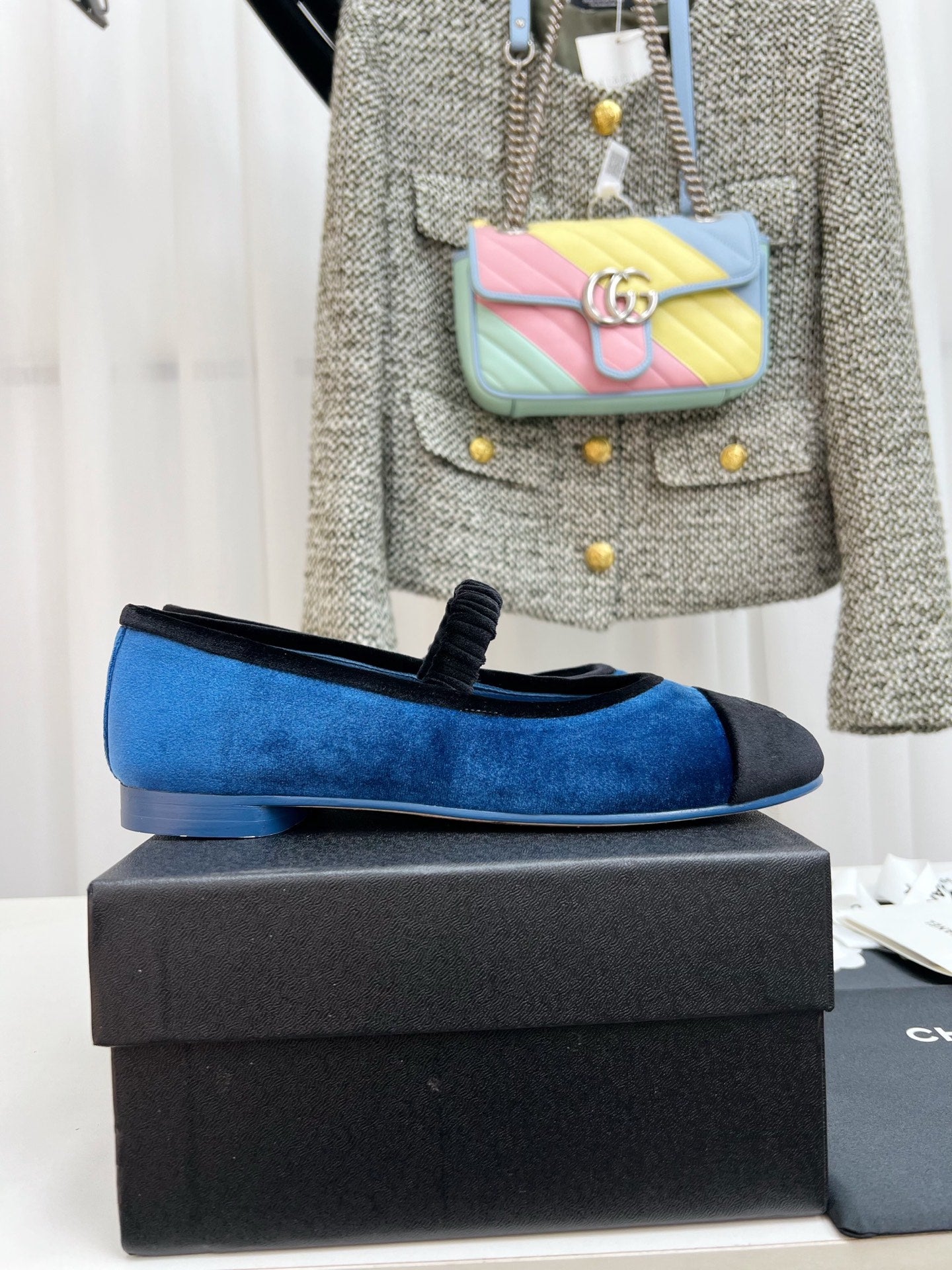 CHANEL MARY JANE FLAT IN COBALT BLUE AND BLACK VELVET
