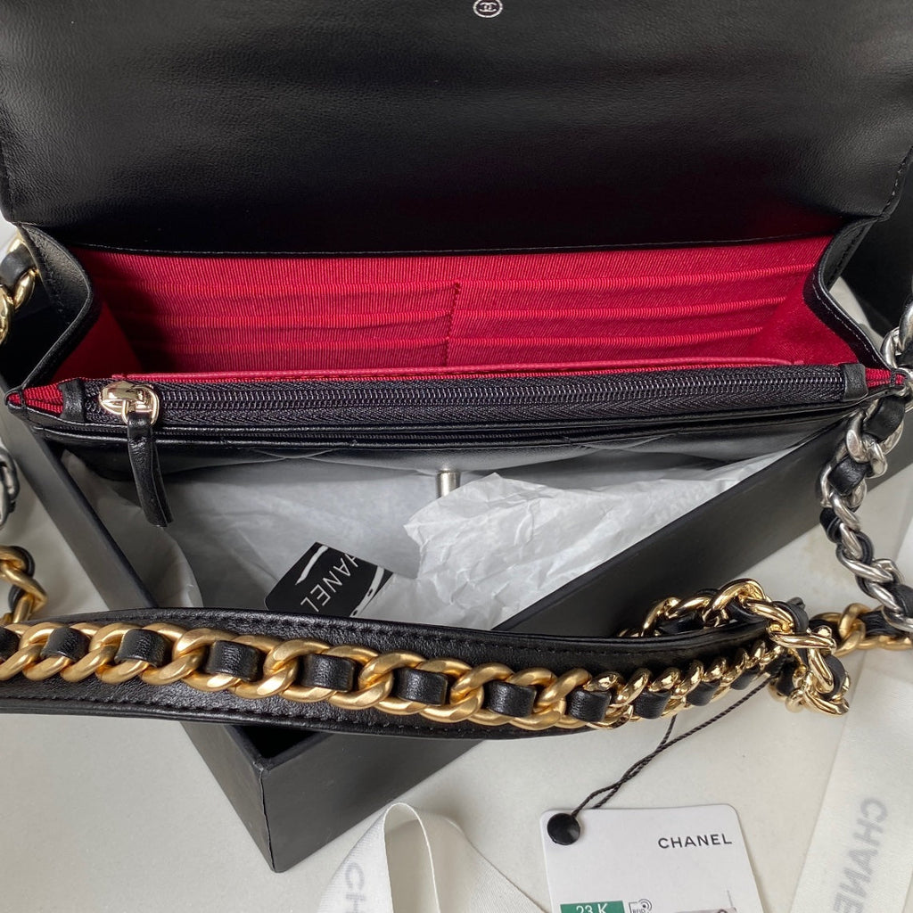 CHANEL 19 WOC 19CM BLACK LAMBSKIN SILVER HARDWARE